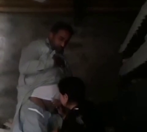 Pakistani Salwar Wali Porn As She Sucks jija (FULL VIDEO 18+)