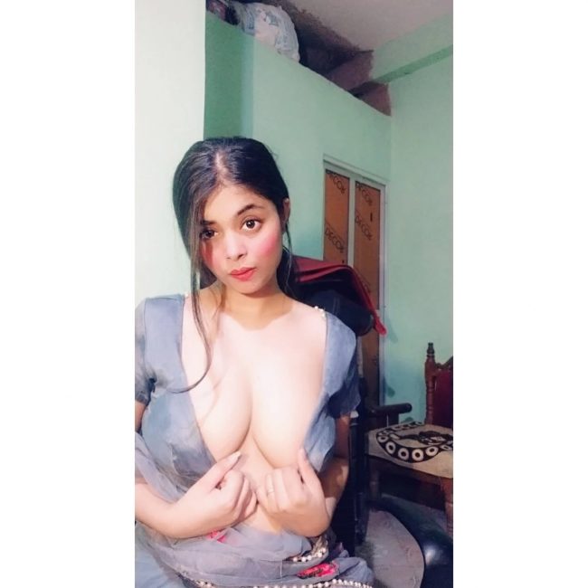 Desi Leaked Pakistan Indian Bangla Hot Girl Viral Snapchat Nude Boobs 