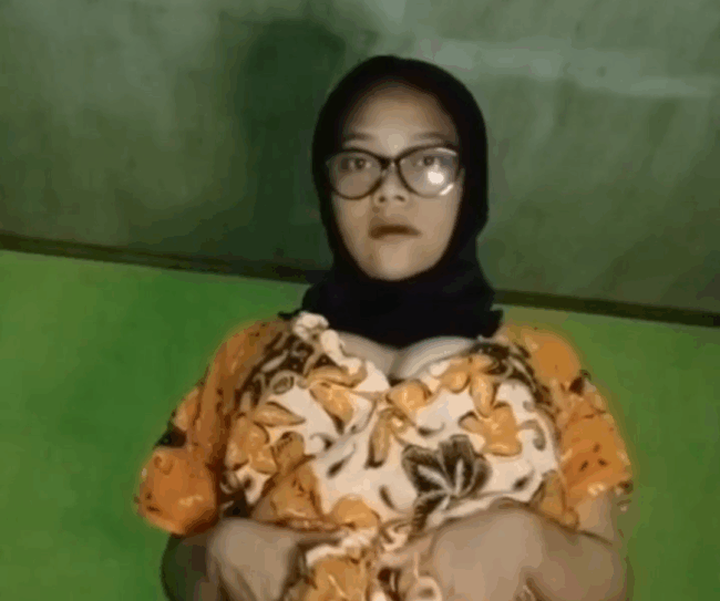 Hijabers Mbak Sarah Xxx Video (FULL VIDEO 18+)